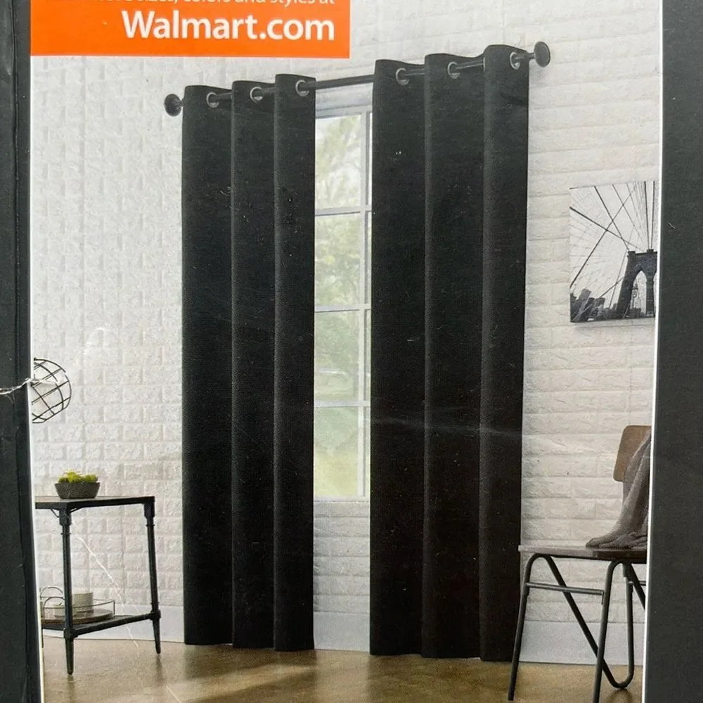 Sunzero Black Arlo Blackout Curtains 40